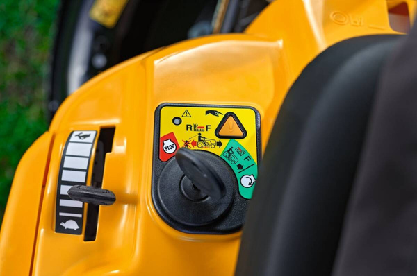 Kosiarka samojezdna Cub Cadet LR2 NR76 + olej + dostawa gratis!