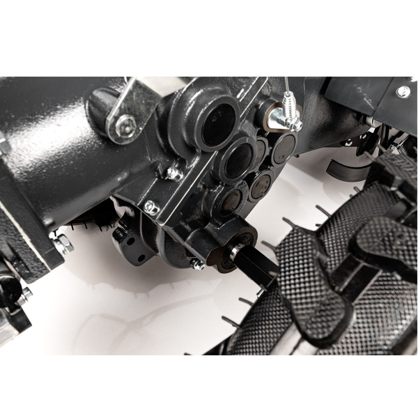 Glebogryzarka spalinowa CEDRUS GL03 PRO B&S z napędem na koła i dwukierunkowym ruchem noży + olej silnikowy + dostawa gratis!