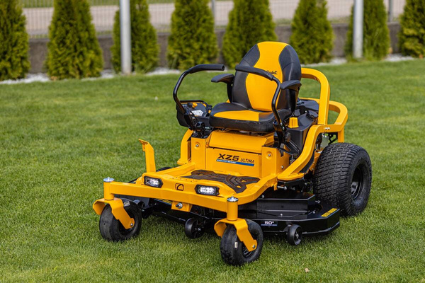 Traktorek Kosiarka Zero-skręt CUB CADET XZ5 L137 + olej + dostawa gratis!